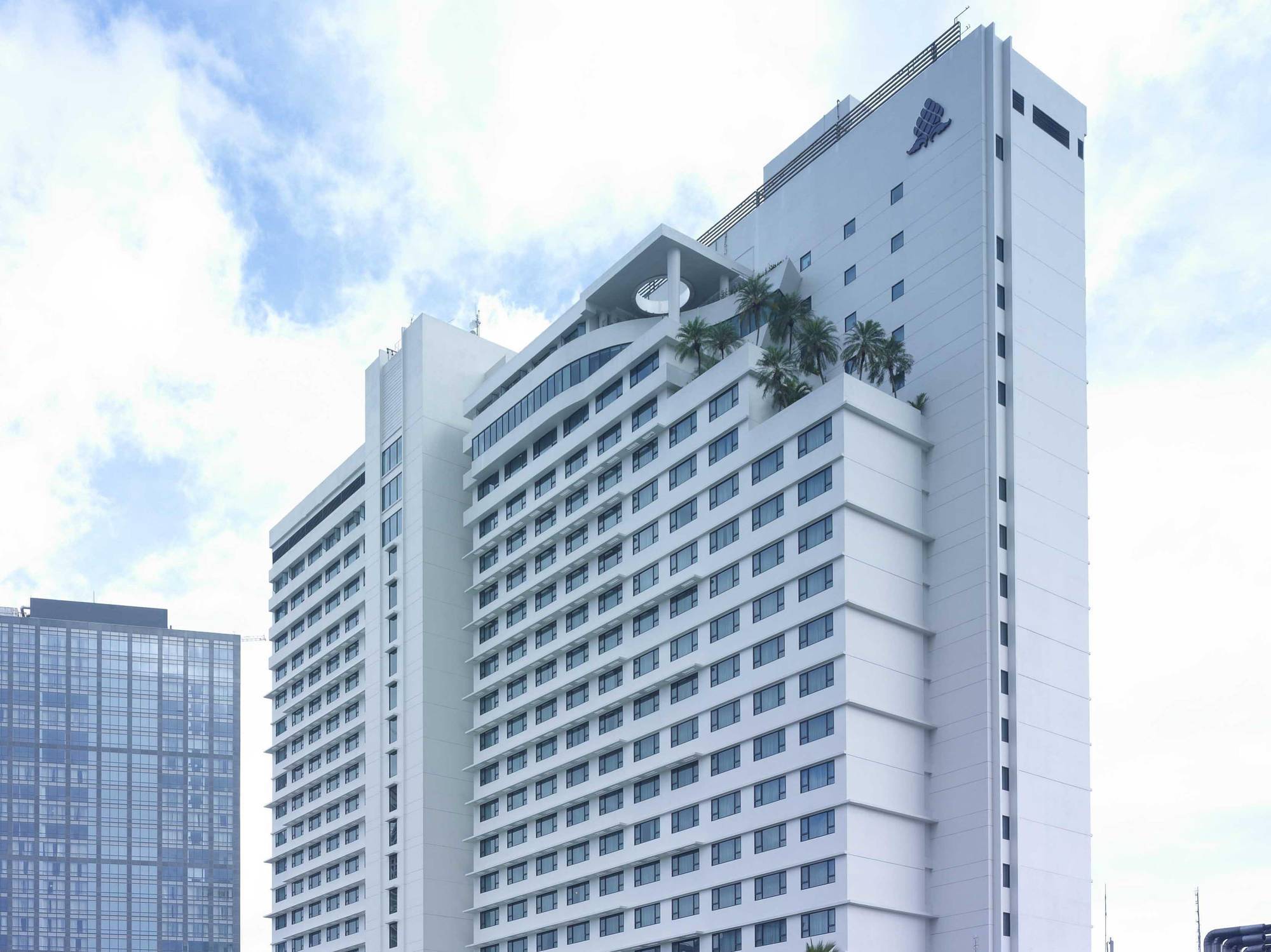 New World Makati Hotel, Manila Makati City Esterno foto